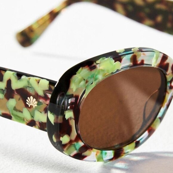Lele Sadoughi Oceanside Oval Sunglasses main image 4
